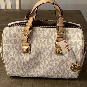 NWT Michael Kors purse